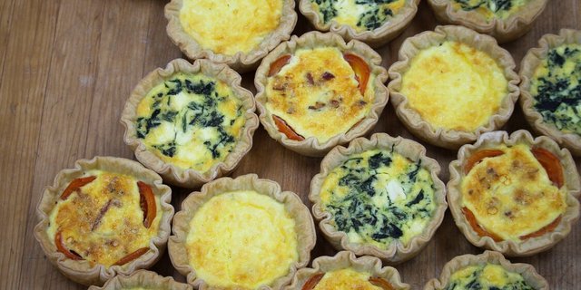 Bacon, Onion, Tomato & Parmigiano Quiche Tray