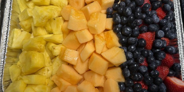 Half Tray Fresh Fruit