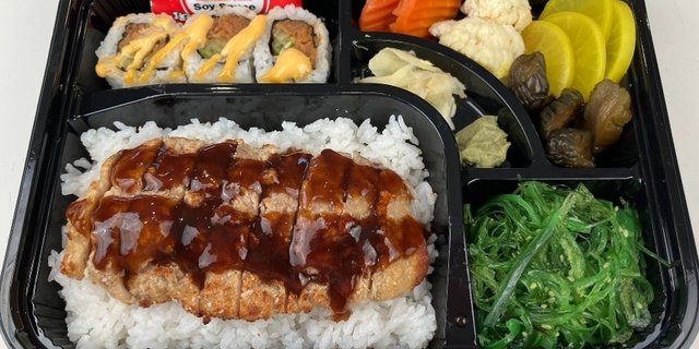 Grilled Chicken Bento Box