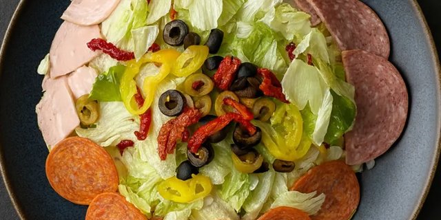 Full Antipasto Salad