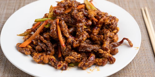 Crispy Shredded Beef