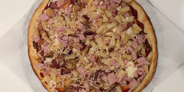 Hawaiian Pizza