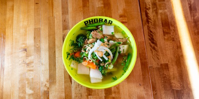 Vegetarian Pho Noodle Soup w/ Mixed Vegetables