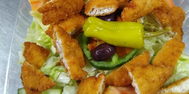 Buffalo Finger Salad
