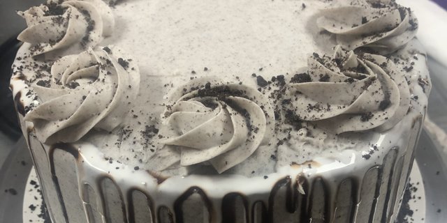 Cookies-n-Cream Cake