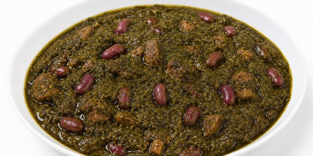 Ghormeh Sabzi (Persian Herb Beef Stew)