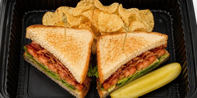 Keke’s Classic BLT Box