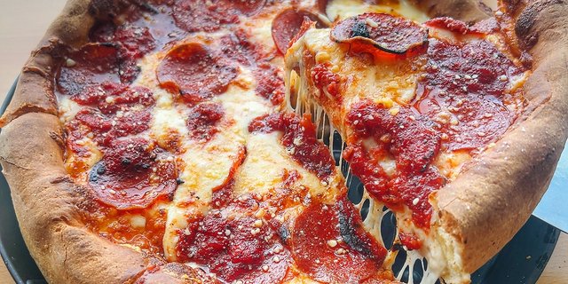 Pepperoni Deep DishPizza