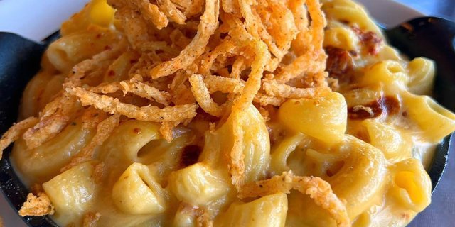 Kicked Up Mac & Cheese