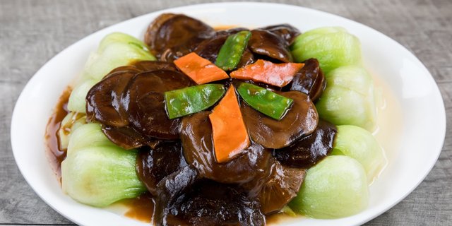 Bok Choy in Dry Shiitake Mushroom Sauce