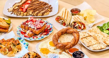 Mumu's Cafe & Pastry