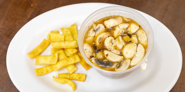 Hot & Sour Soup (16oz)