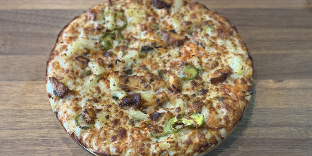 Tangy Thai Pizza