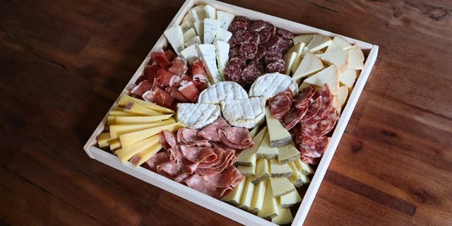Cheese & Meats Large Platter