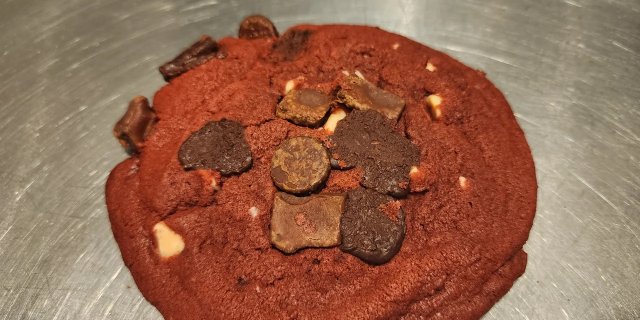 Red Velvet Cookie
