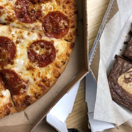 Pizza, Bread, Drinks & Dessert - 2 Slice Per Person