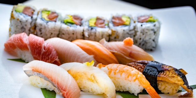 Sushi Sashimi Combo