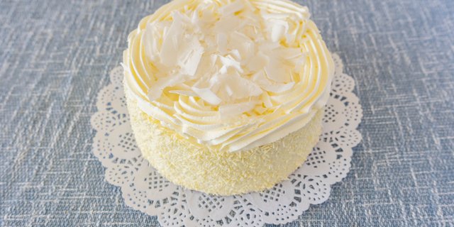 White Mousse