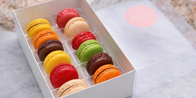 French Macarons Box Of 12