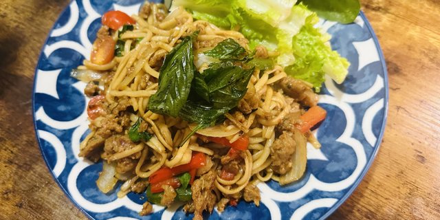 Spaghetti Thai Sausage