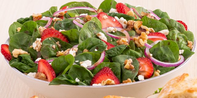 Spinach & Berry Salad