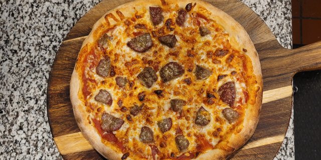 Smoky Balls Pizza