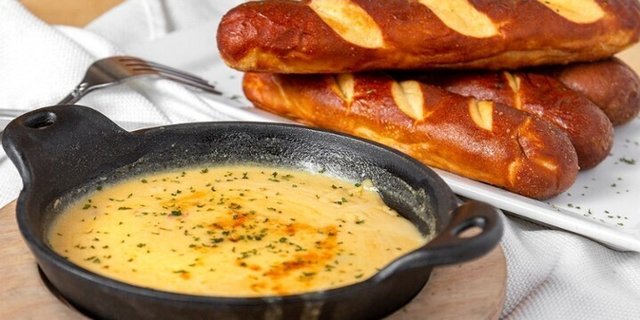Pretzels & Beer Cheese