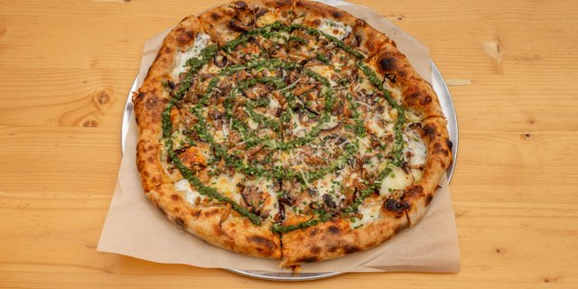 Shroomer Pizza