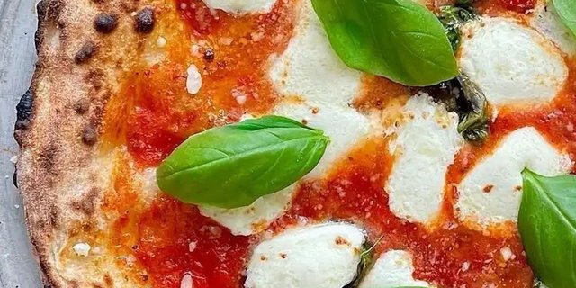 Margherita Pizza