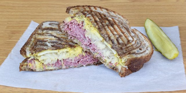 Turkey & Corned Beef Sandwich Boxed Lunch