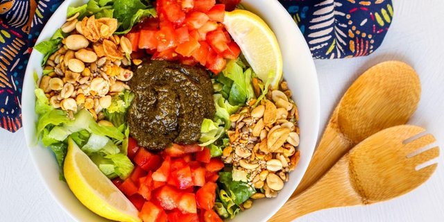 Tea Leaves Salad