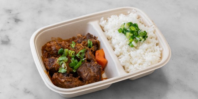 Lemongrass Beef Stew Rice Plate