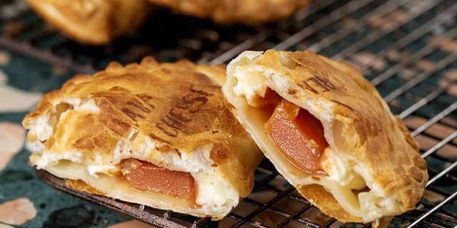 Guava & Cream Cheese Empanada