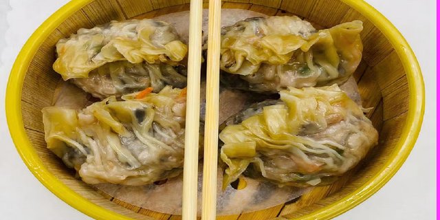 Shark's Fin Dumpling w/ Shrimp & Pork