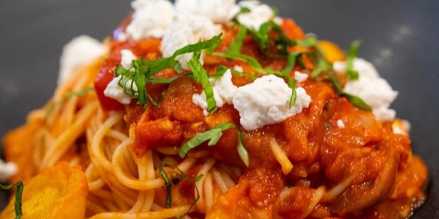 Tomato Basil Pasta