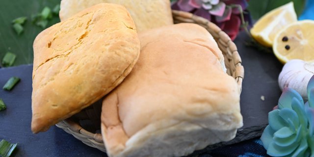 Beef Patty & Coco Bread