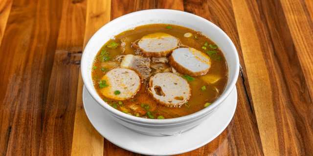 Lemongrass Beef Noodle Soup