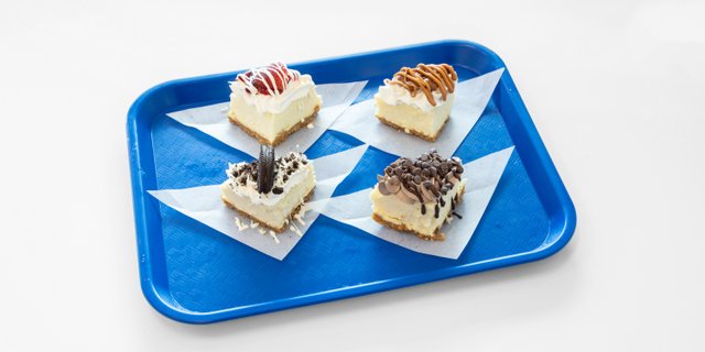 Gluten-Free 4-Count Mini Cheesecakes Slices
