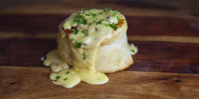 Broccoli Cheddar Roll