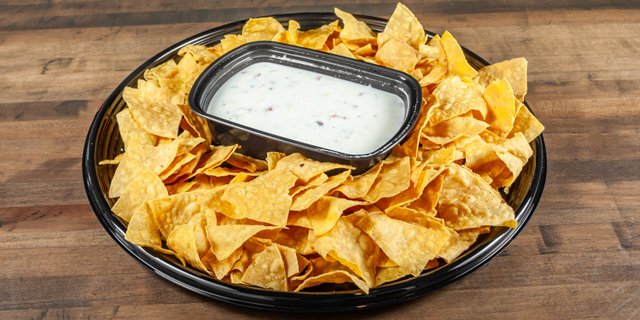 Chips & Queso