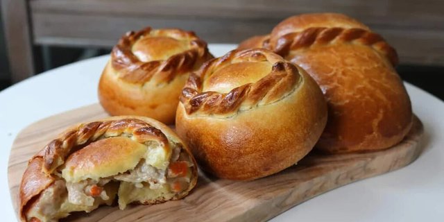 Full-Size Piroshkies
