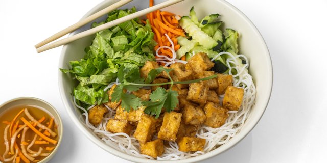 Lemongrass Tofu Vermicelli Bowl (Bún Thịt)
