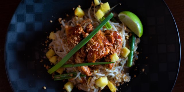 Pad Thai Al Pastor Boxed Lunch