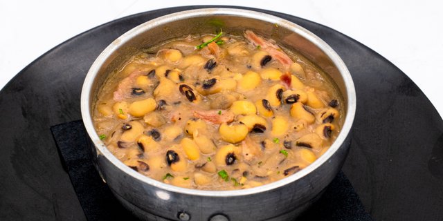 Black Eyed Peas w/ Smoked Turkey