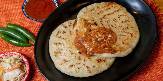 Cheese & Loroco Pupusa Platter