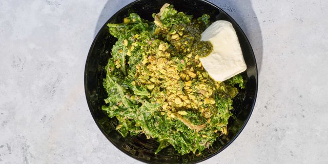 Kale Quinoa & Pesto Salad