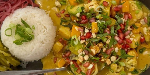 Individual Roasted Vegetable Yellow Curry