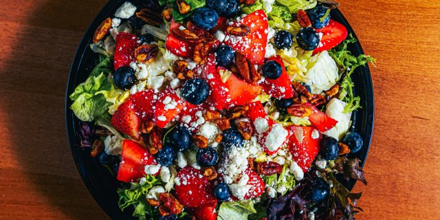 Very Berry Salad Bowl