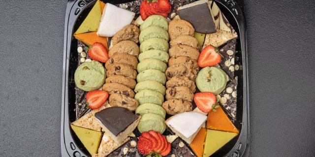 Sweet Tooth Platter