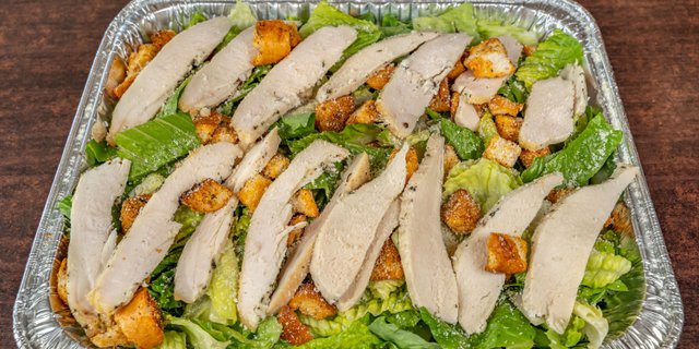Romaine Caesar Salad w/ Chicken